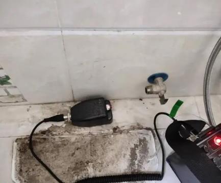 济南市屋顶漏水维修公司分享下卫生间漏水的危害及解决方法